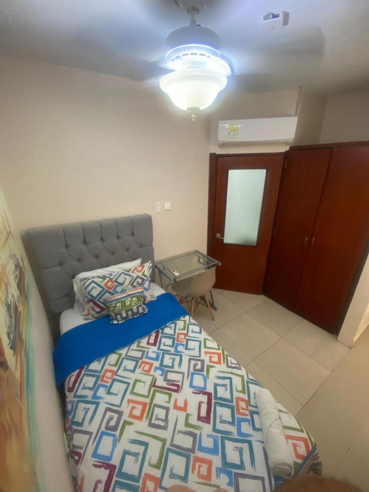 Casa La Nina Neyla Bed & Breakfast 3*