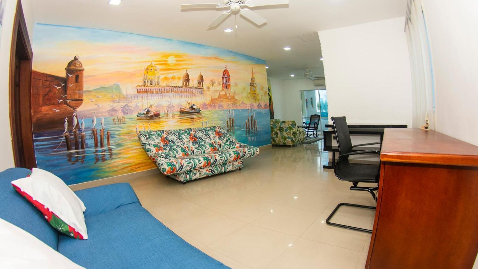 Casa La Nina Neyla Bed & Breakfast 3*