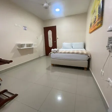 Bed & Breakfast Casa La Nina Neyla 3*