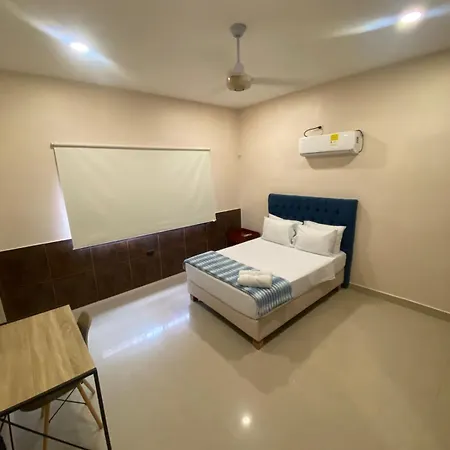 Casa La Nina Neyla Bed & Breakfast 3*