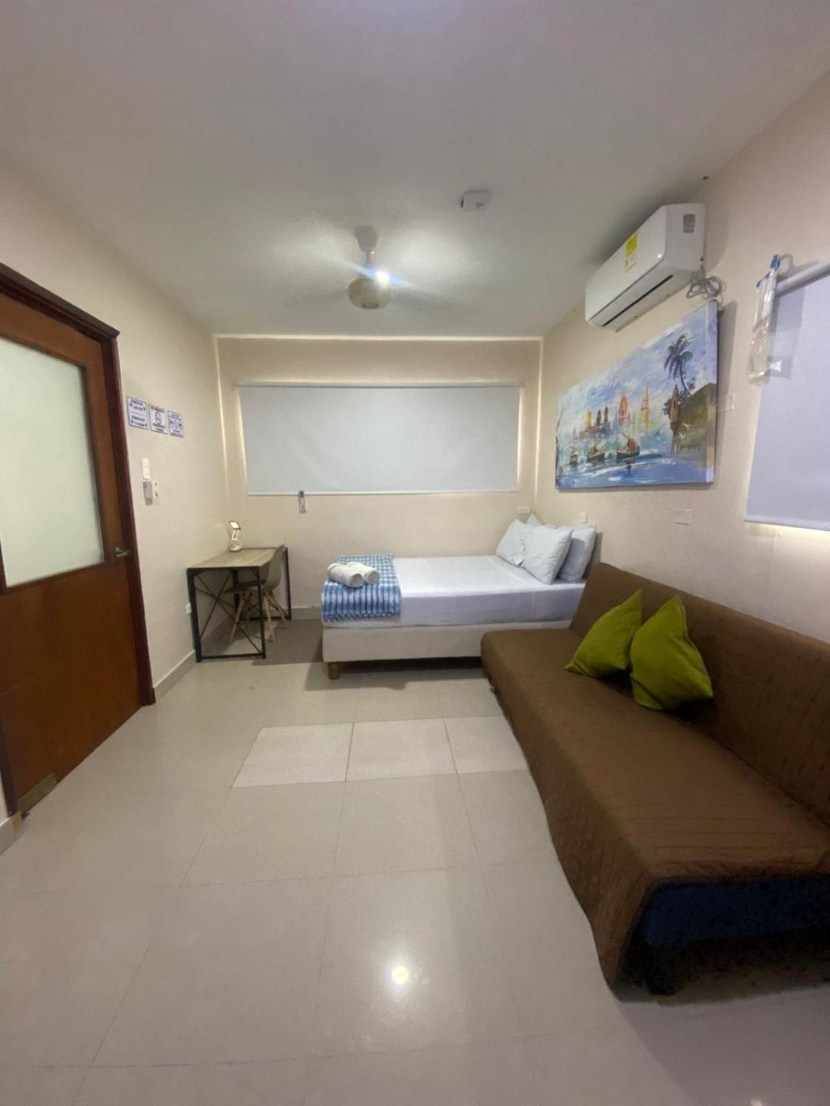 Casa La Nina Neyla Bed & Breakfast 3*